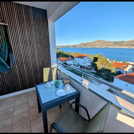 Leo Appartement *