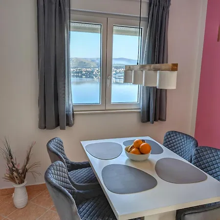 Appartement Leo Trogir