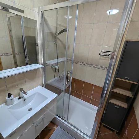 Leo Appartement