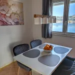 Leo Trogir